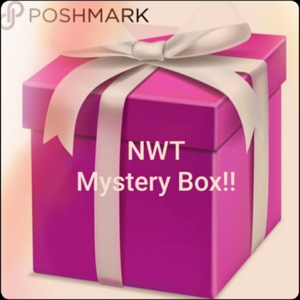 5+ For 25 Mystery Make Up Bundles All Name Brand Make Up Comes With Novelty bag